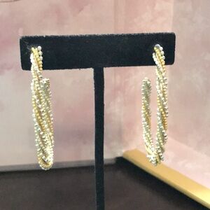 Pearly white and gold braided earrings